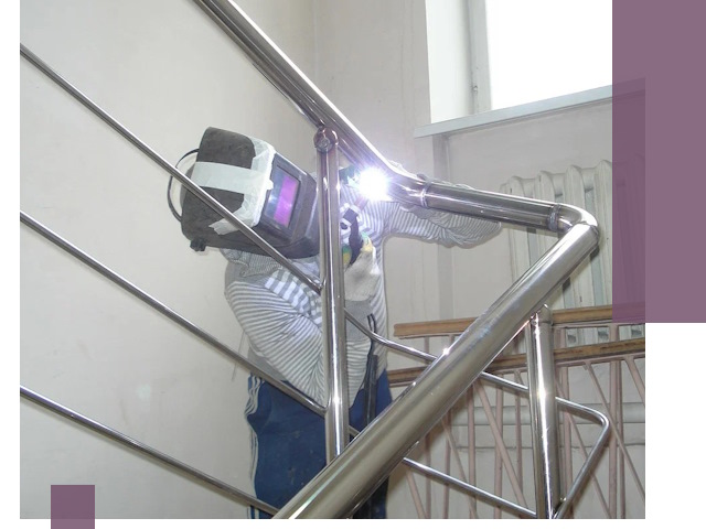 Монтаж перил и ограждений качественно в Балакове