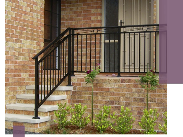 Уличные перила из металла под ключ в Балакове