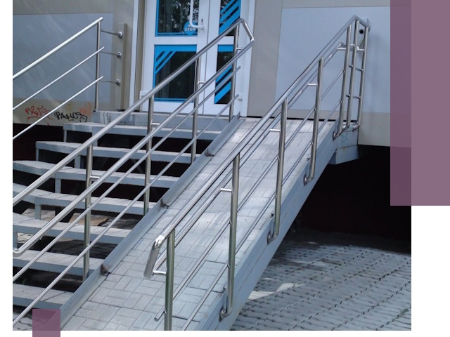 Пандус на крыльцо под ключ в Балакове: монтаж и изготовление