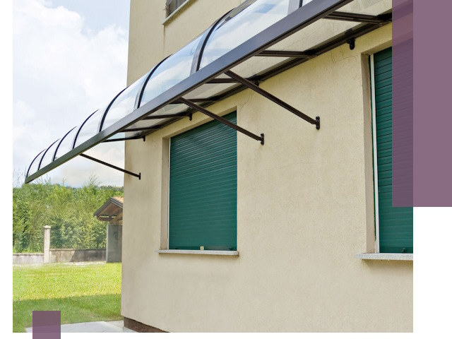 Козырьки над окнами в Балакове — изготовление и монтаж по выгоде