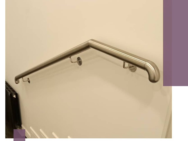 Изготовление пристенных поручней в Балакове под ключ за сроки